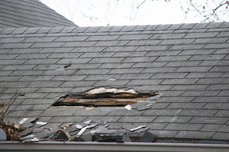 Asphalt Roof Leak Repair in Windsor, CT