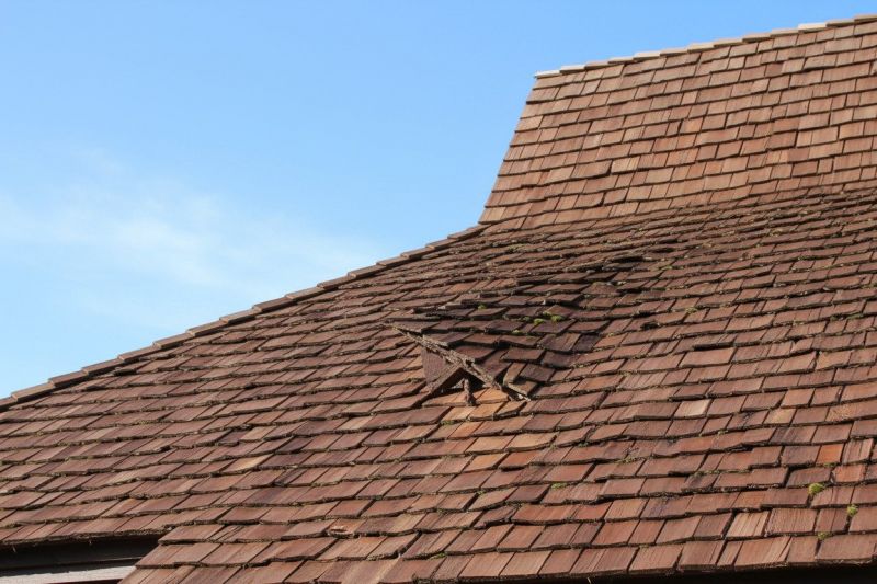 Wood Shake Roof Replacement in Winsted, CT